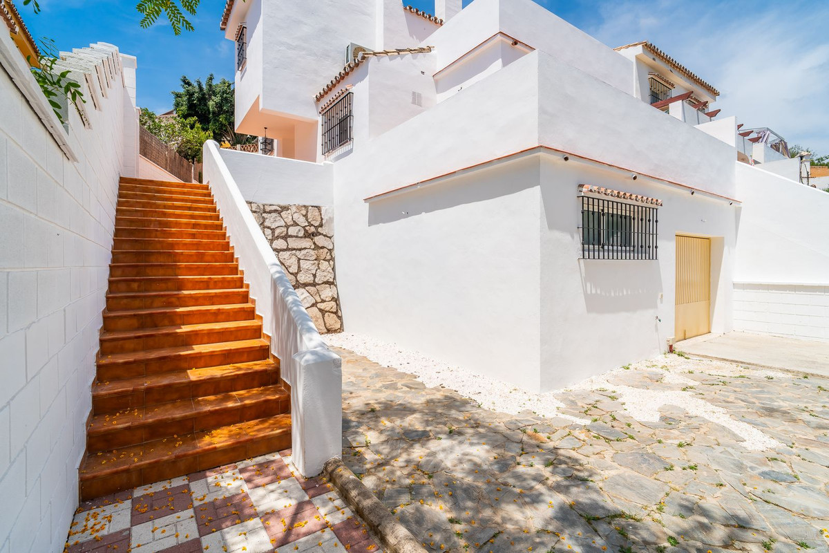 3 Bed Townhouse for sale in Torremuelle Costa Del Sol, Málaga, Spain