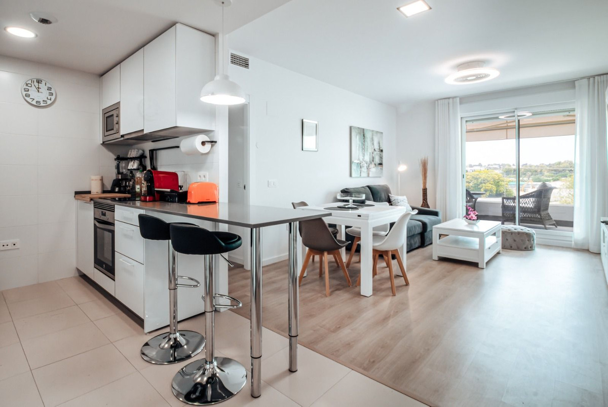 2 Bed Apartment for sale in Nueva Andalucía Costa Del Sol, Málaga, Spain
