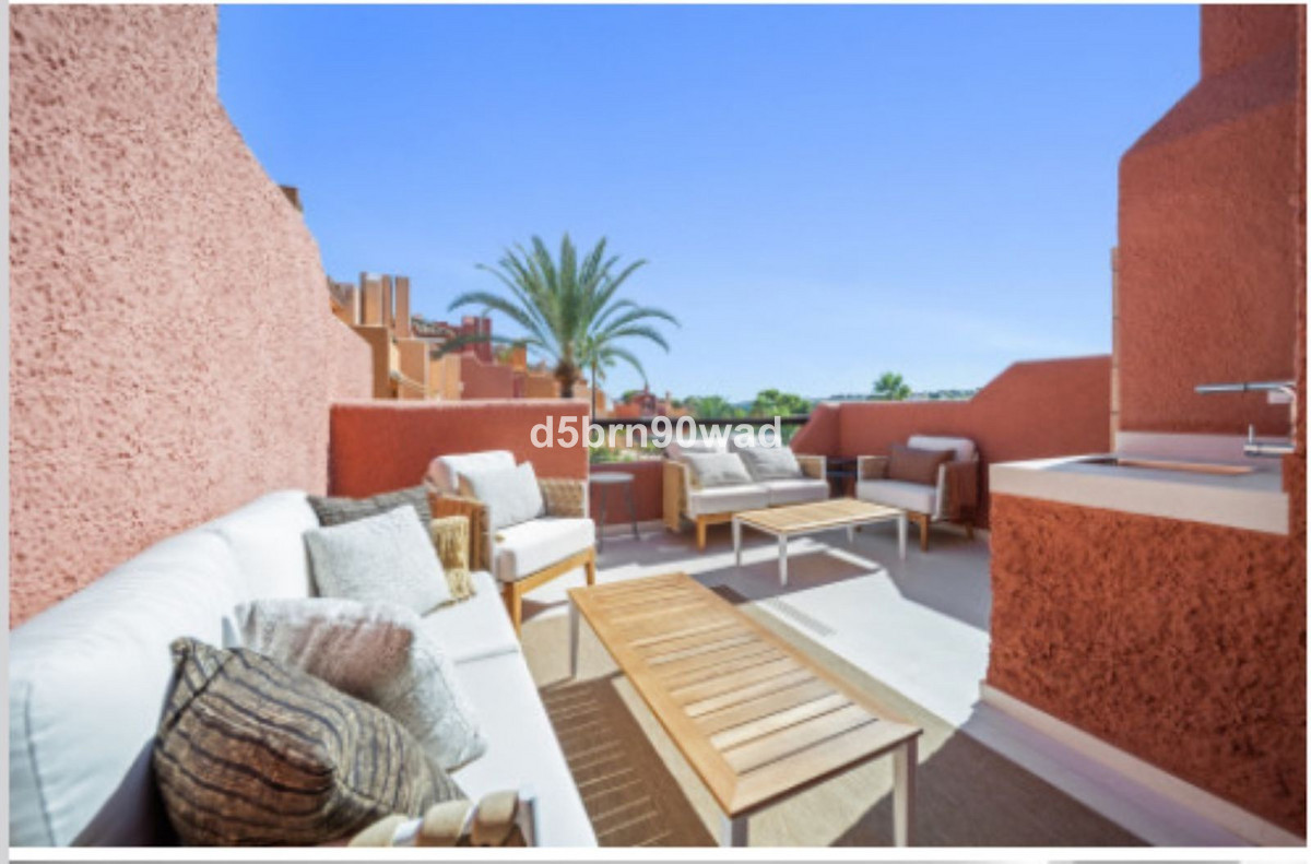 3 Bed Townhouse for sale in Puerto Banús Costa Del Sol, Málaga, Spain