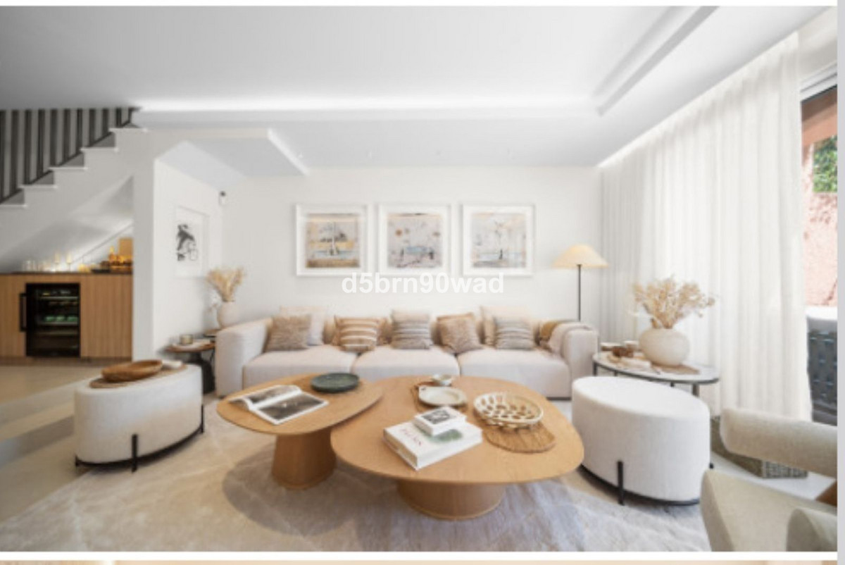 3 Bed Townhouse for sale in Puerto Banús Costa Del Sol, Málaga, Spain