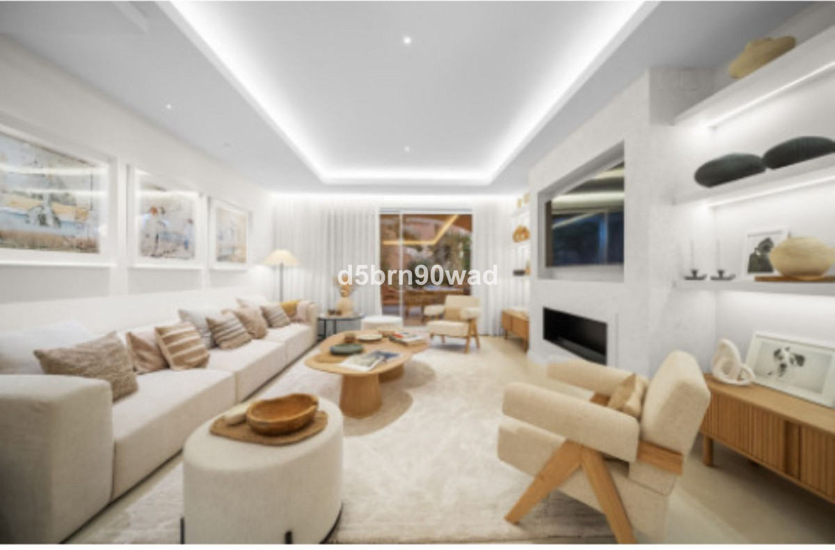 3 Bed Townhouse for sale in Puerto Banús Costa Del Sol, Málaga, Spain