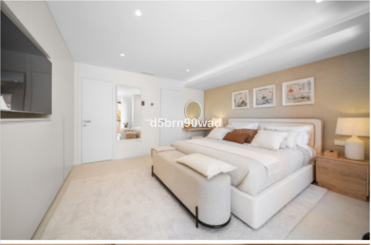 3 Bed Townhouse for sale in Puerto Banús Costa Del Sol, Málaga, Spain