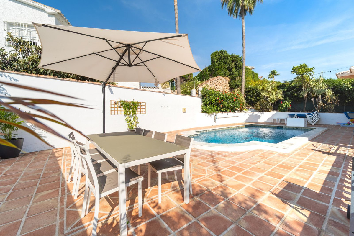 3 Bed Townhouse for sale in Calahonda Costa Del Sol, Málaga, Spain