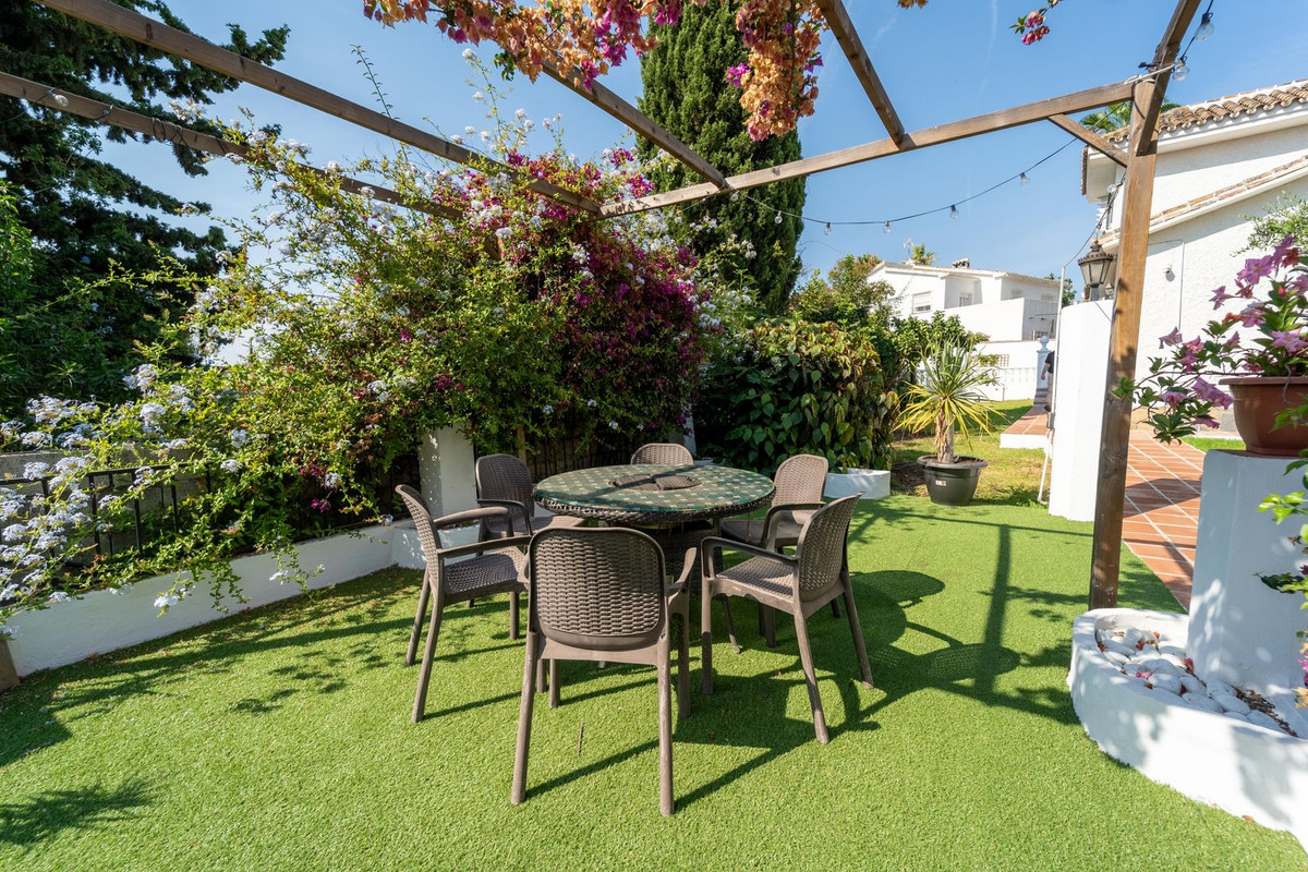3 Bed Townhouse for sale in Calahonda Costa Del Sol, Málaga, Spain