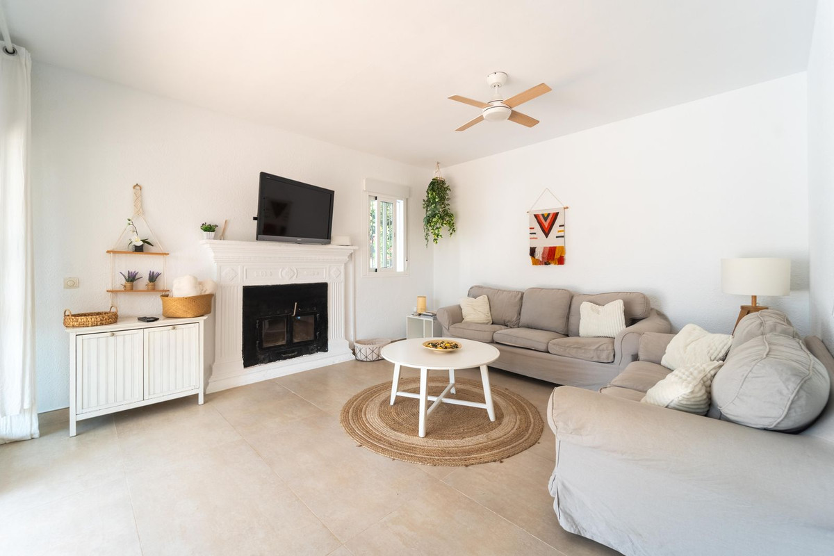 3 Bed Townhouse for sale in Calahonda Costa Del Sol, Málaga, Spain