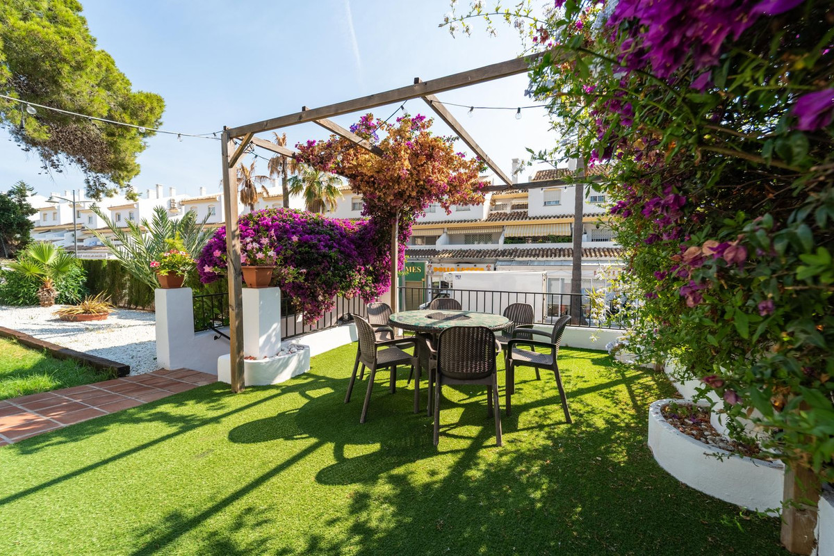3 Bed Townhouse for sale in Calahonda Costa Del Sol, Málaga, Spain