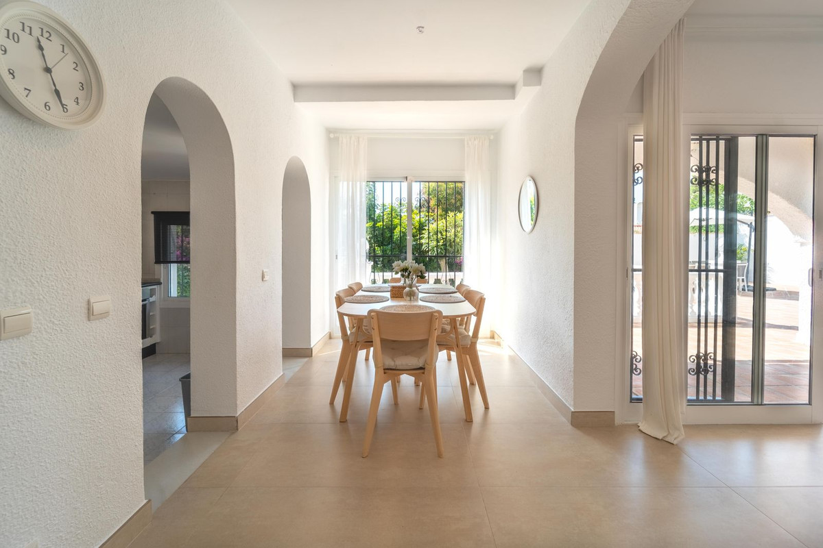 3 Bed Townhouse for sale in Calahonda Costa Del Sol, Málaga, Spain