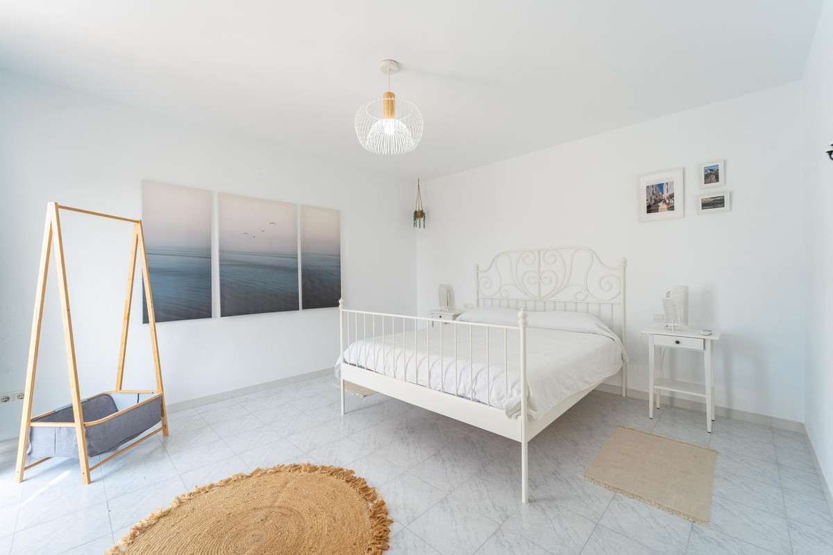 3 Bed Townhouse for sale in Calahonda Costa Del Sol, Málaga, Spain
