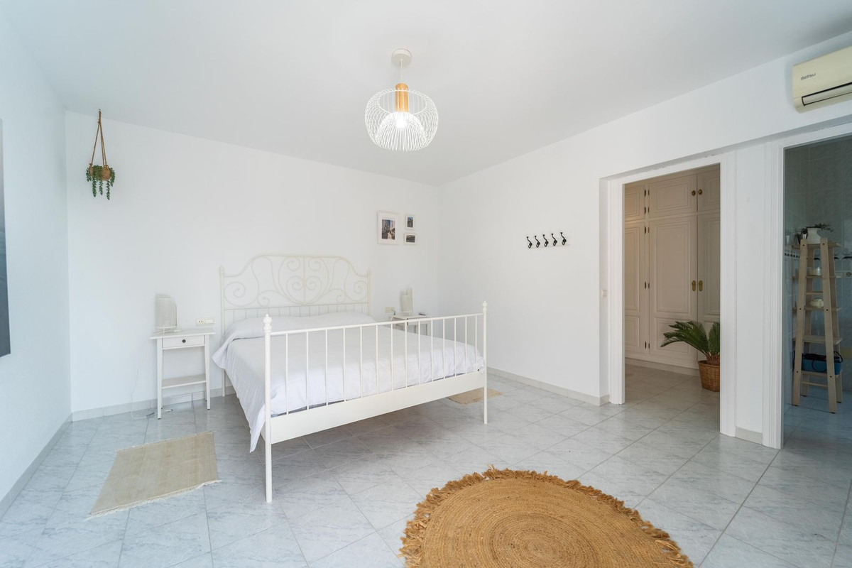 3 Bed Townhouse for sale in Calahonda Costa Del Sol, Málaga, Spain
