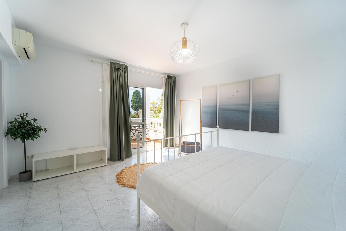 3 Bed Townhouse for sale in Calahonda Costa Del Sol, Málaga, Spain