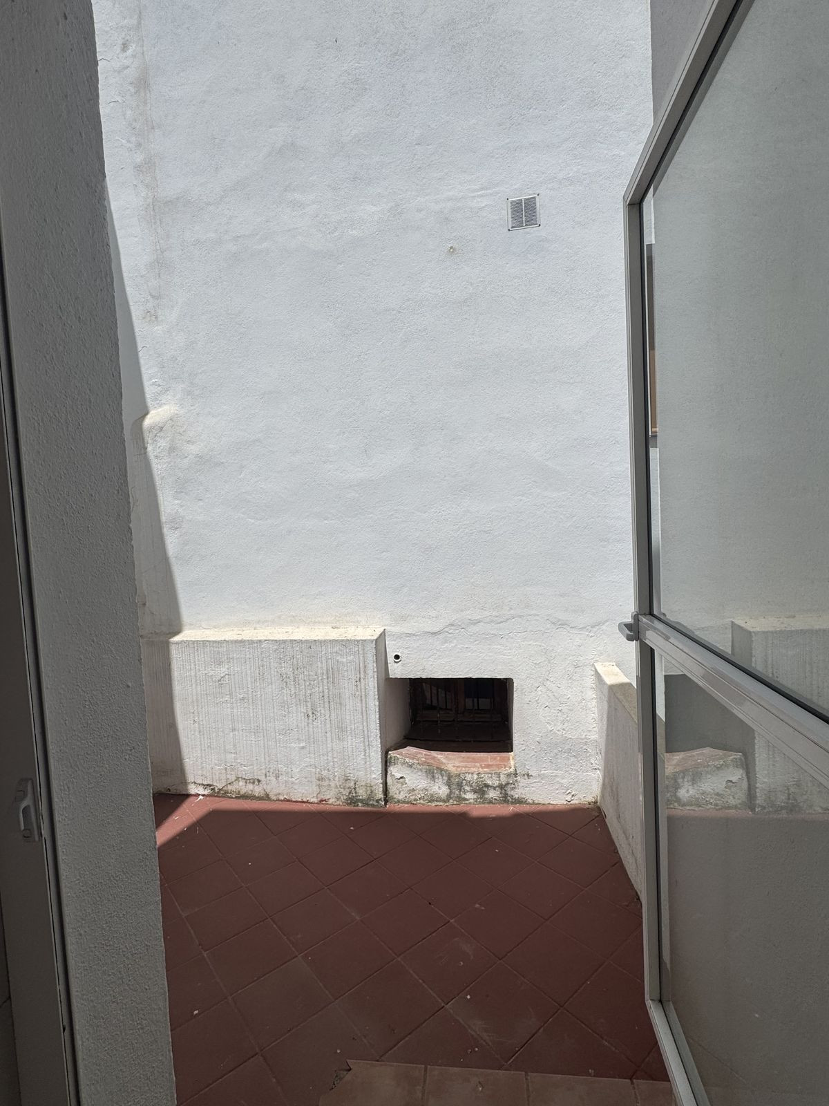2 Bed Apartment for sale in Estepona Costa Del Sol, Málaga, Spain