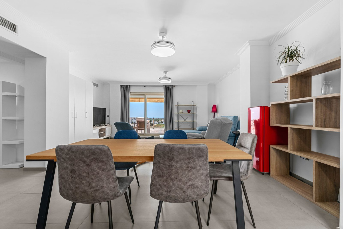 2 Bed Apartment for sale in New Golden Mile Costa Del Sol, Málaga, Spain