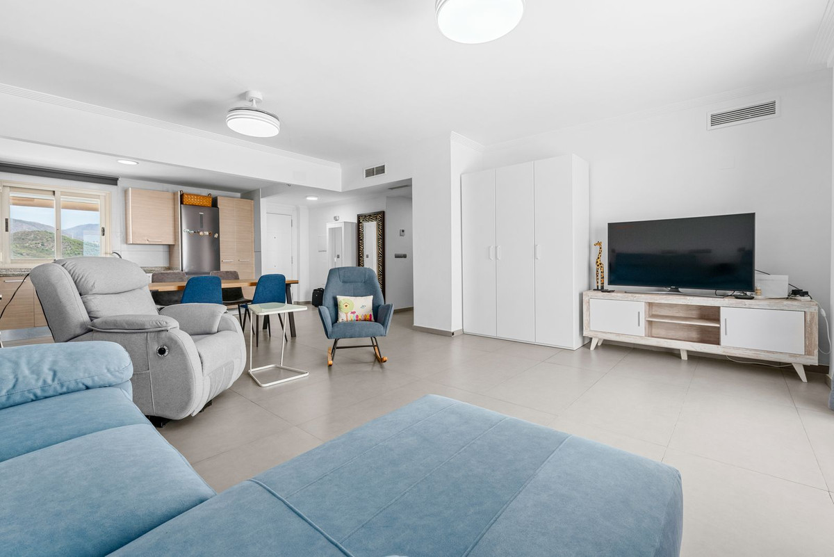 2 Bed Apartment for sale in New Golden Mile Costa Del Sol, Málaga, Spain
