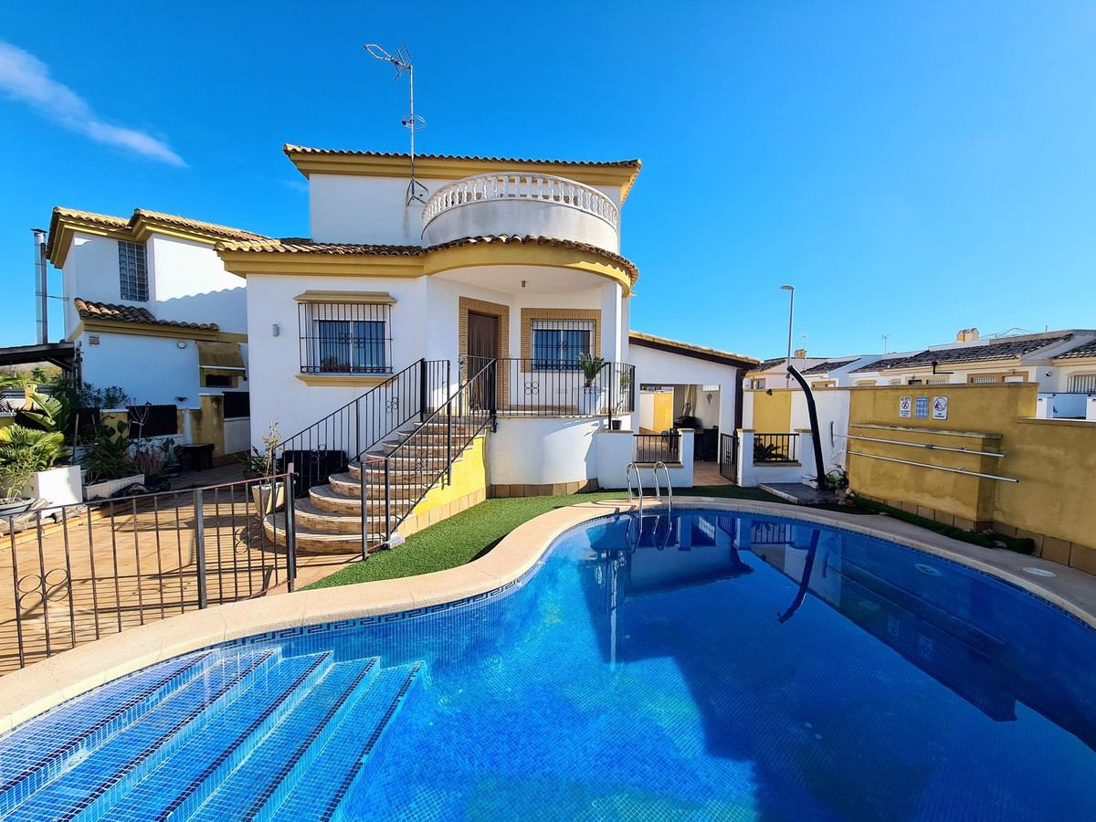 Se vende Villa - Chalet de 3 dormitorios en Costa Calida, Murcia, España