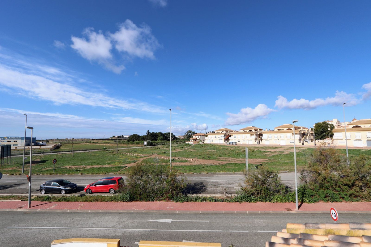Se vende Villa - Chalet de 3 dormitorios en Costa Calida, Murcia, España