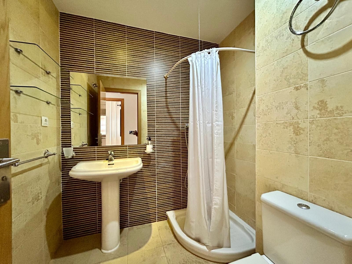 2 Bed Apartment for sale in Los Boliches Costa Del Sol, Málaga, Spain