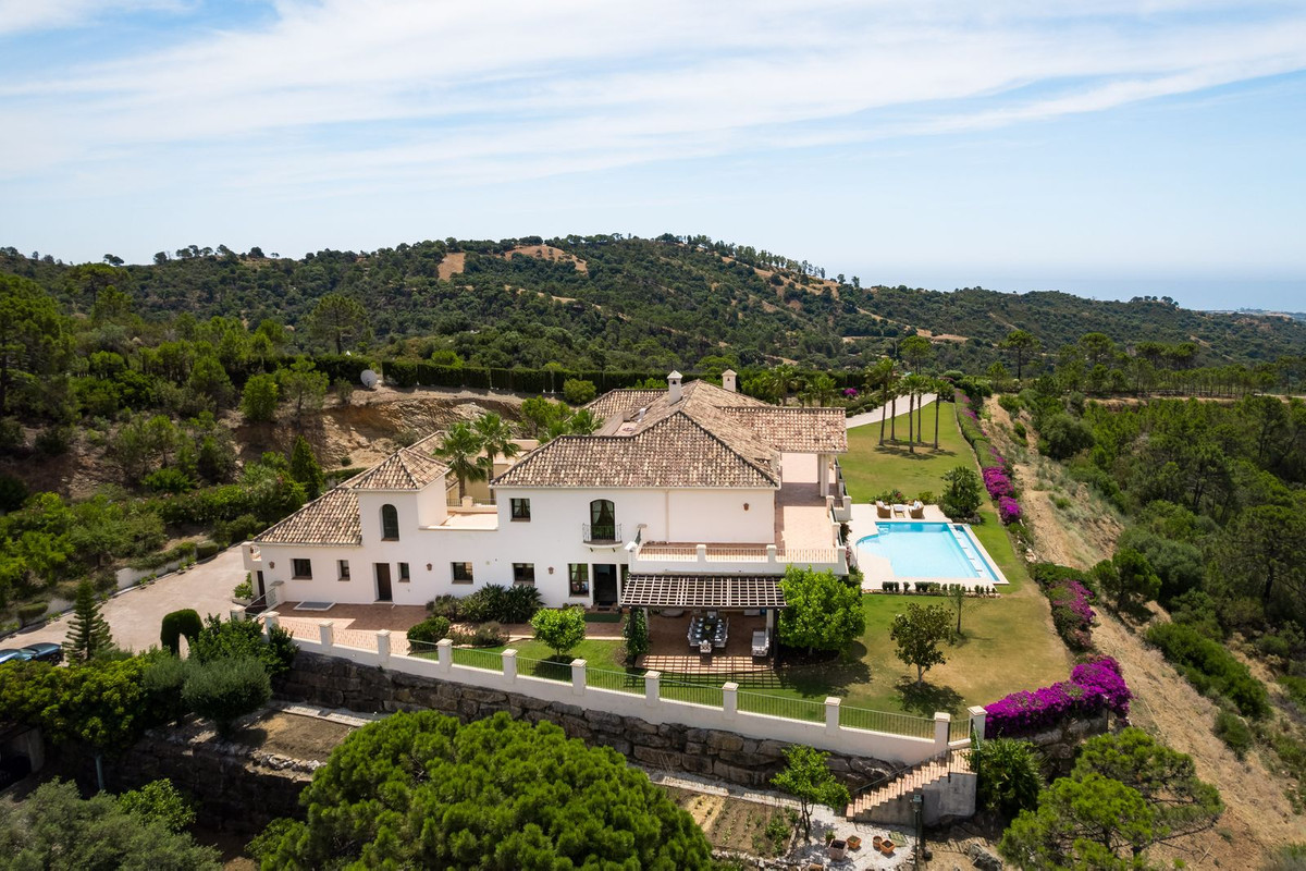 5 Bed Townhouse for sale in Estepona Costa Del Sol, Málaga, Spain