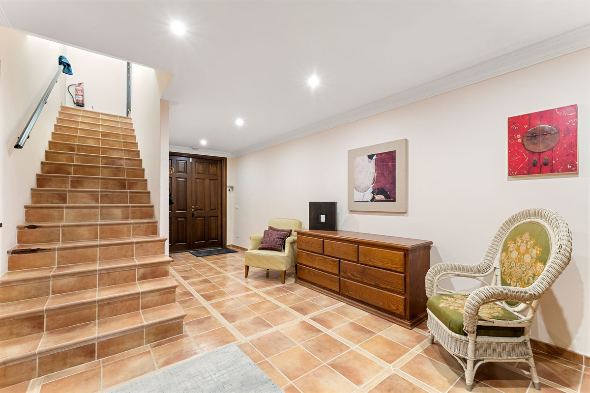5 Bed Townhouse for sale in Estepona Costa Del Sol, Málaga, Spain