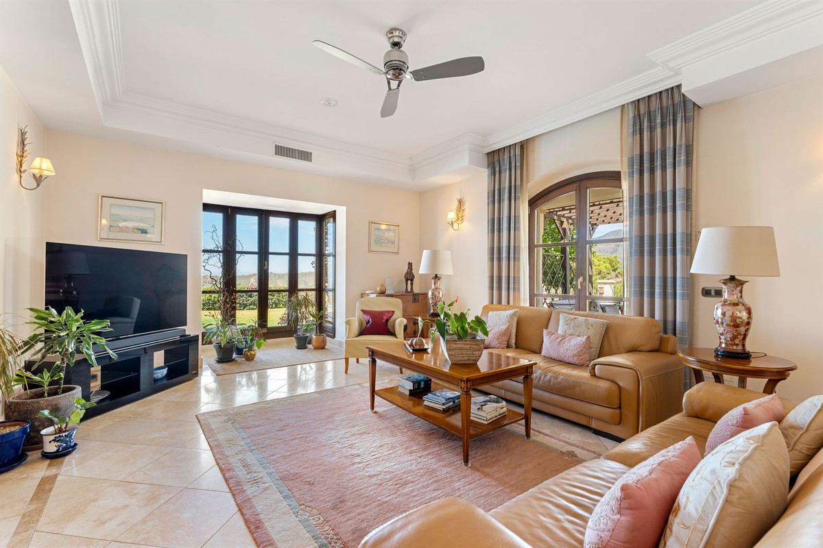 5 Bed Townhouse for sale in Estepona Costa Del Sol, Málaga, Spain