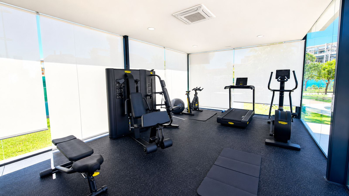 Se vende Apartamento Planta Media de 2 dormitorios en Costa Del Sol, Málaga, España