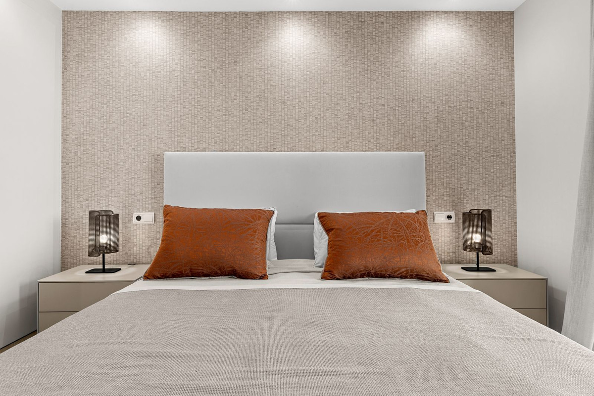 3 Bed Apartment for sale in Los Flamingos Costa Del Sol, Málaga, Spain
