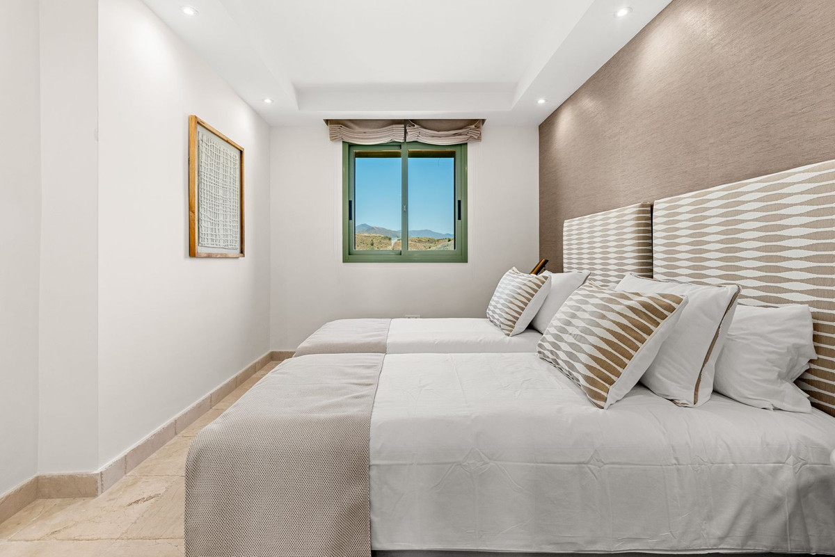 3 Bed Apartment for sale in Los Flamingos Costa Del Sol, Málaga, Spain