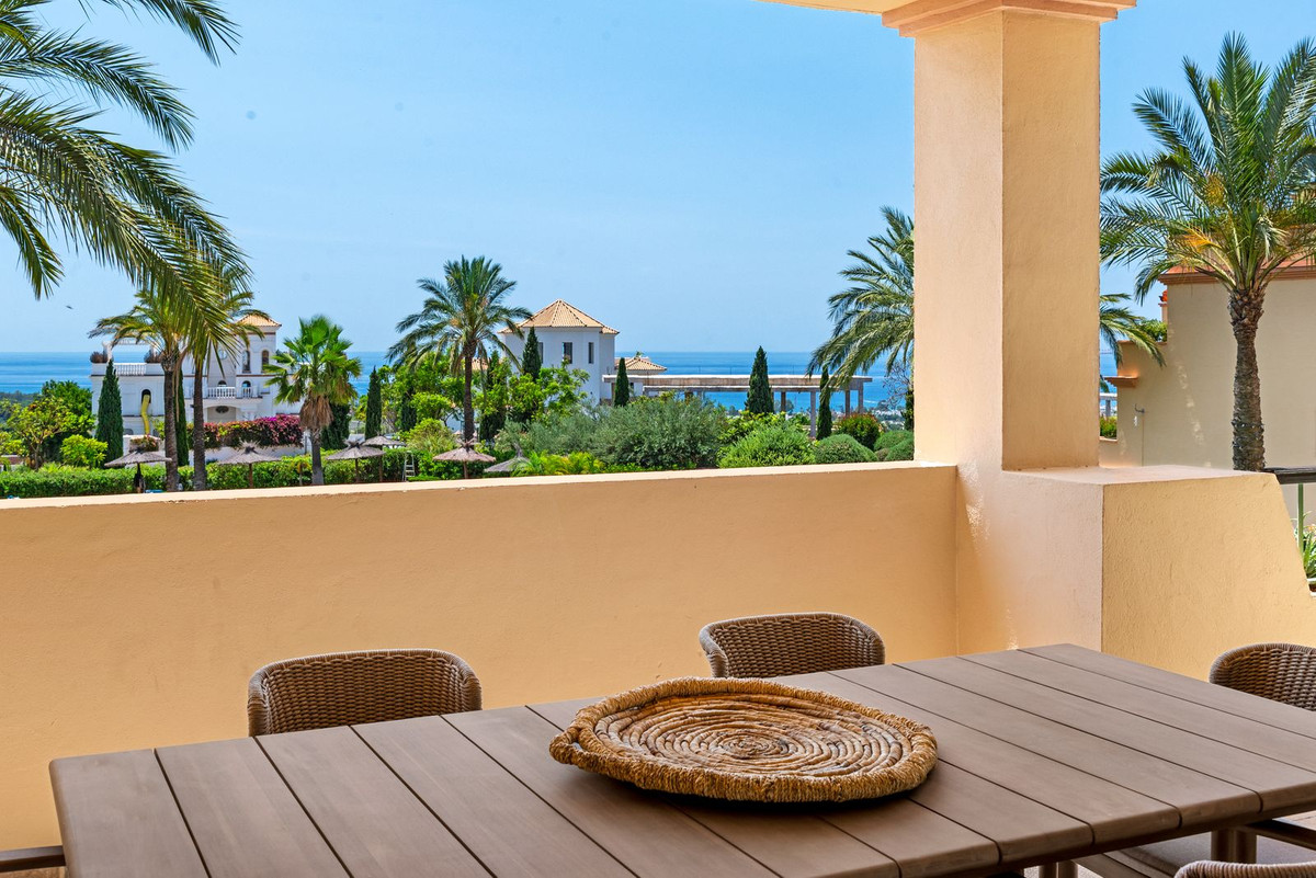 3 Bed Apartment for sale in Los Flamingos Costa Del Sol, Málaga, Spain