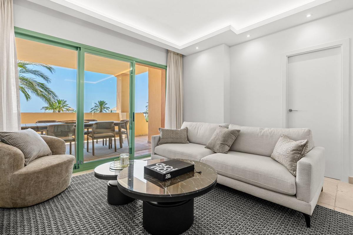 3 Bed Apartment for sale in Los Flamingos Costa Del Sol, Málaga, Spain