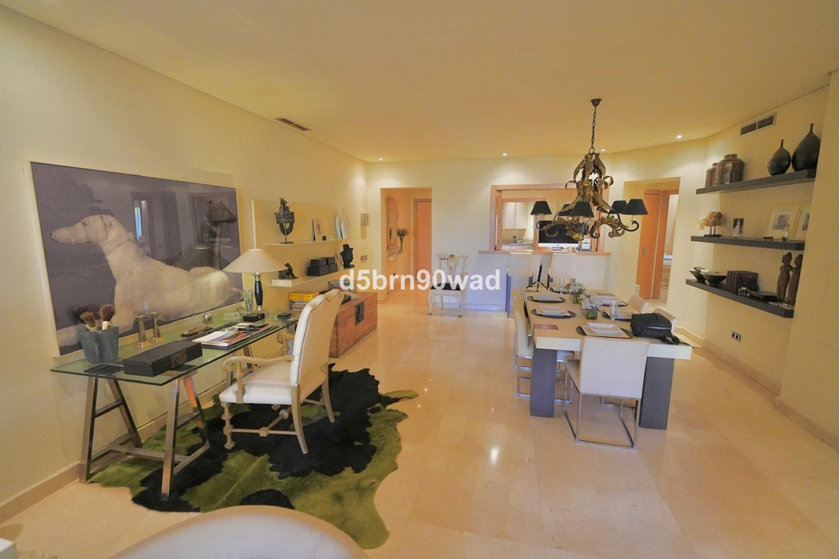 3 Bed Apartment for sale in Marbella Costa Del Sol, Málaga, Spain