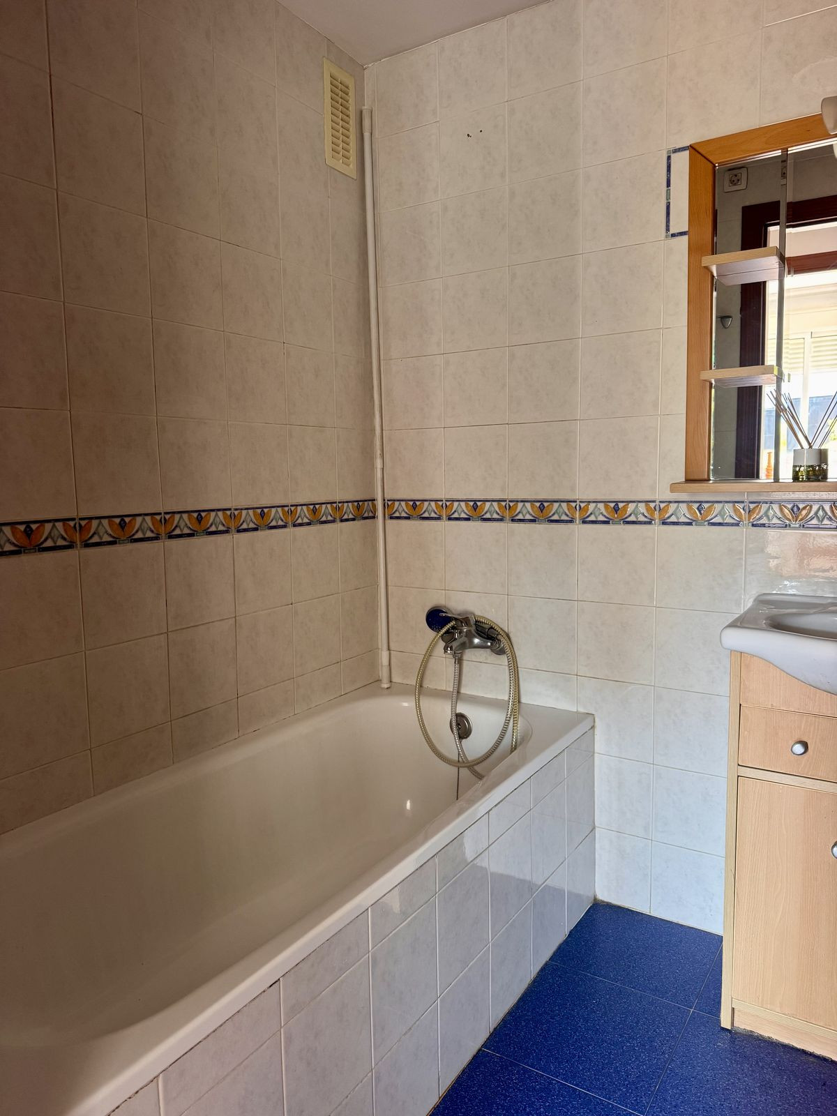 4 Bed Apartment for sale in San Pedro De Alcántara Costa Del Sol, Málaga, Spain