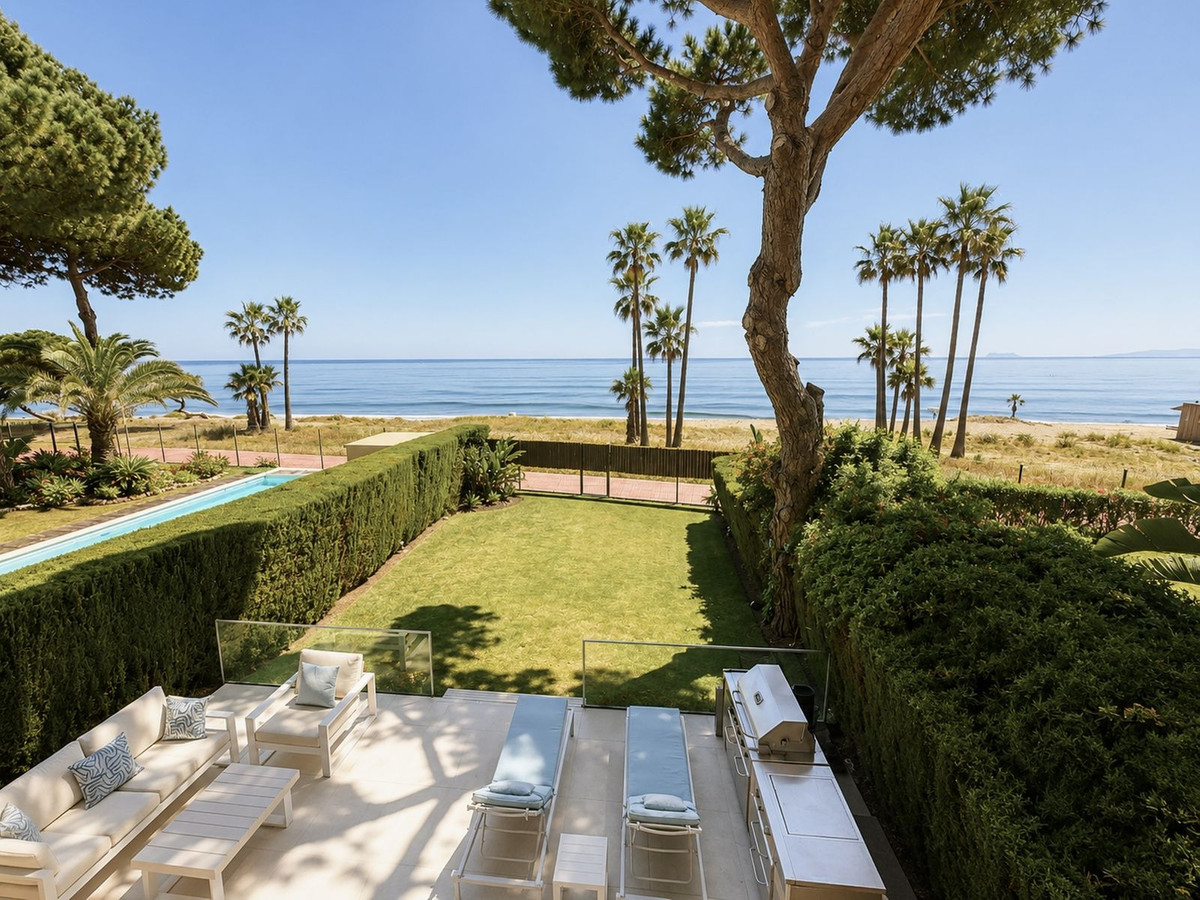 3 Bed Townhouse for sale in New Golden Mile Costa Del Sol, Málaga, Spain