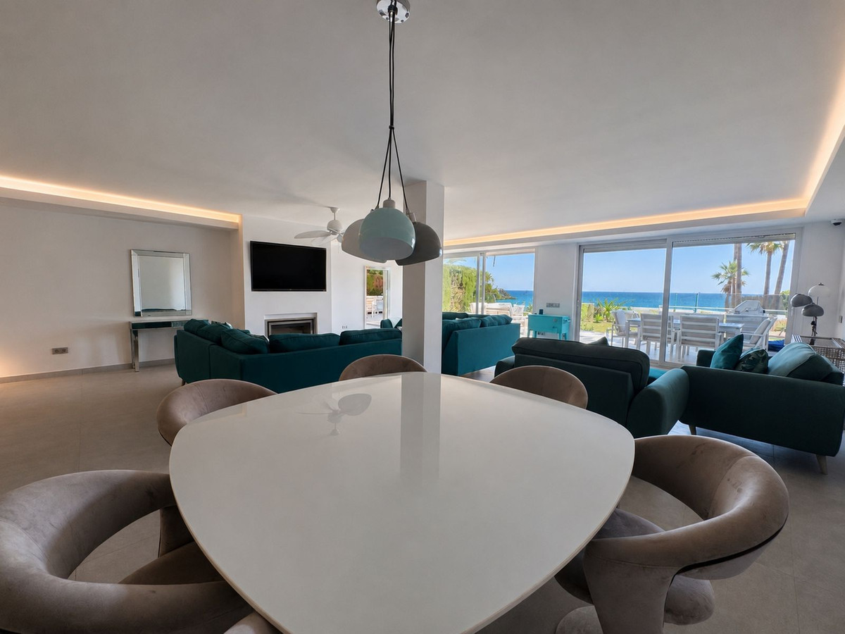 3 Bed Townhouse for sale in New Golden Mile Costa Del Sol, Málaga, Spain