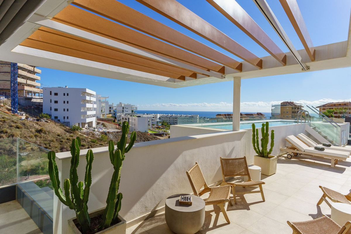 2 Bed Apartment for sale in Higueron Costa Del Sol, Málaga, Spain