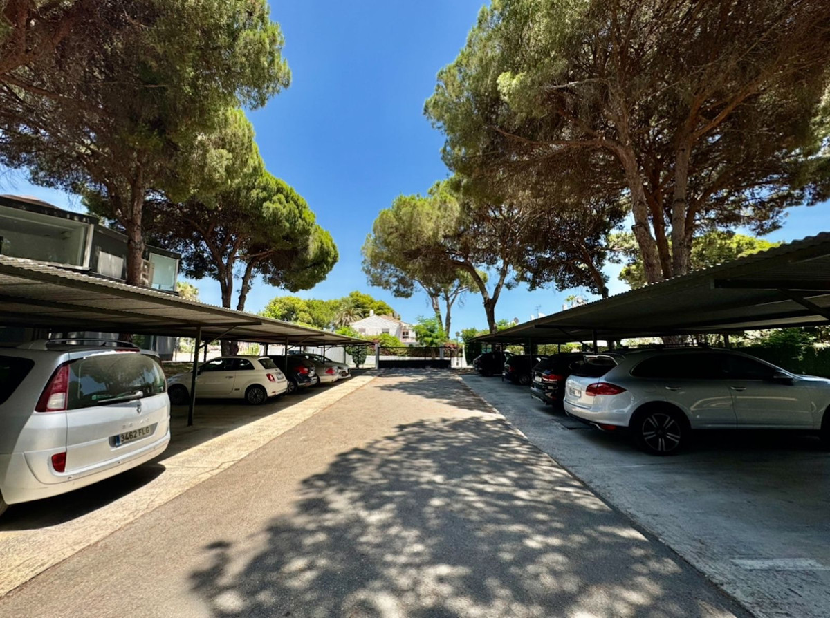 2 Bed Apartment for sale in Benamara Costa Del Sol, Málaga, Spain