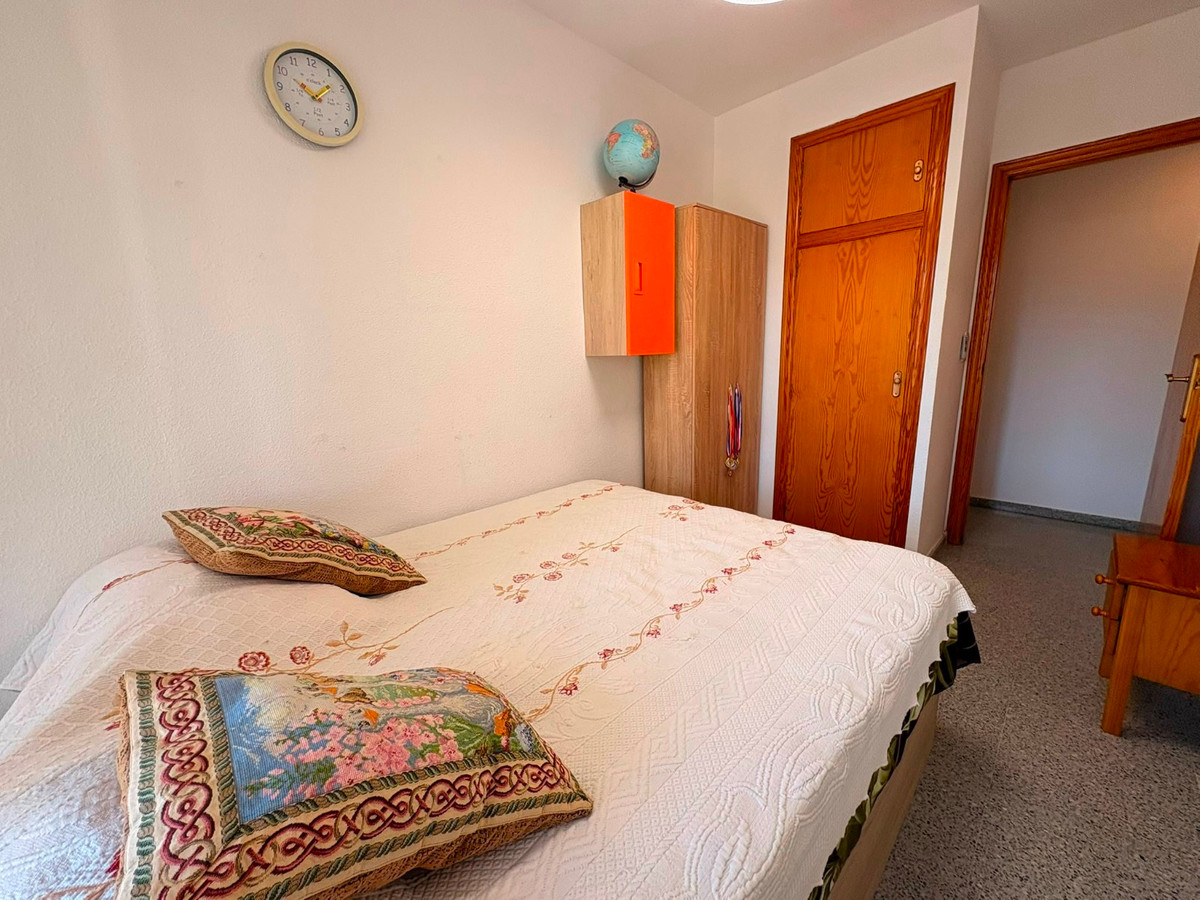 3 Bed Apartment for sale in Guardamar Del Segura Costa Blanca, Alicante, Spain