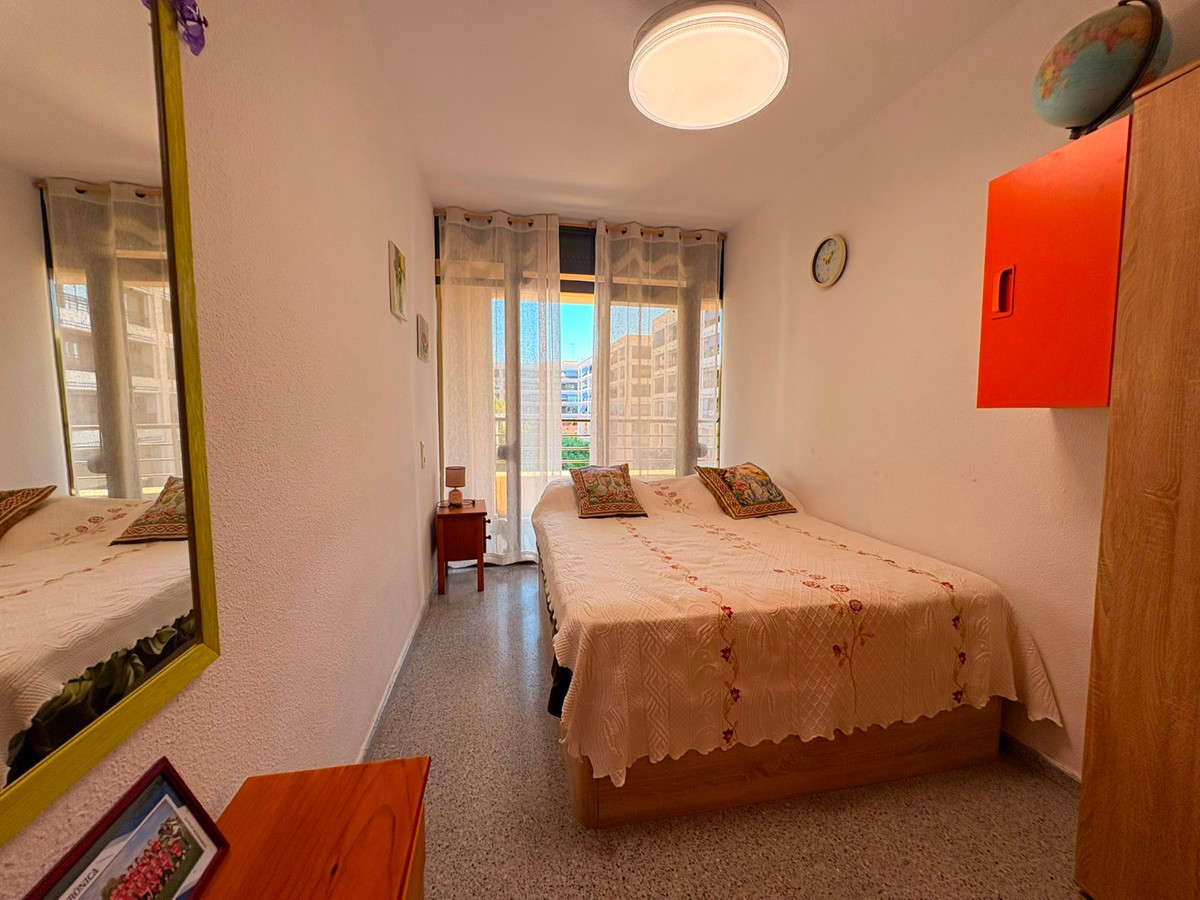 3 Bed Apartment for sale in Guardamar Del Segura Costa Blanca, Alicante, Spain