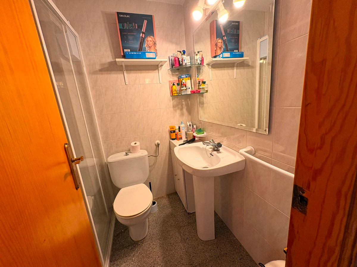 3 Bed Apartment for sale in Guardamar Del Segura Costa Blanca, Alicante, Spain