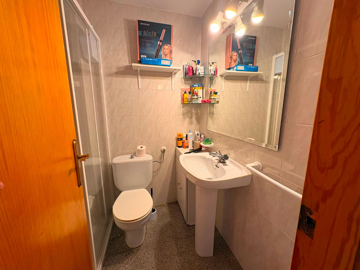 3 Bed Apartment for sale in Guardamar Del Segura Costa Blanca, Alicante, Spain