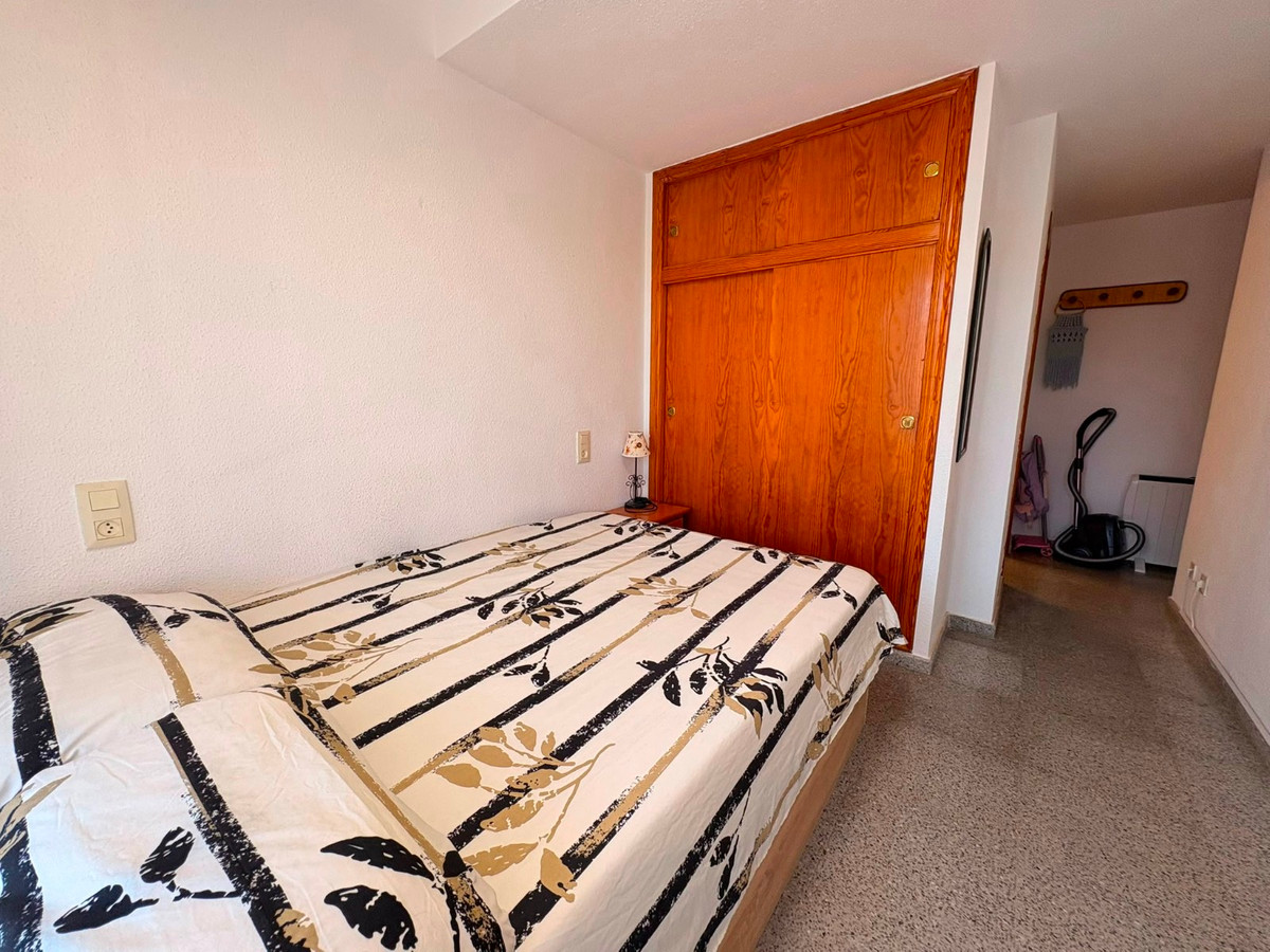 3 Bed Apartment for sale in Guardamar Del Segura Costa Blanca, Alicante, Spain