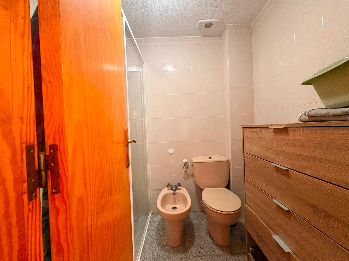 3 Bed Apartment for sale in Guardamar Del Segura Costa Blanca, Alicante, Spain