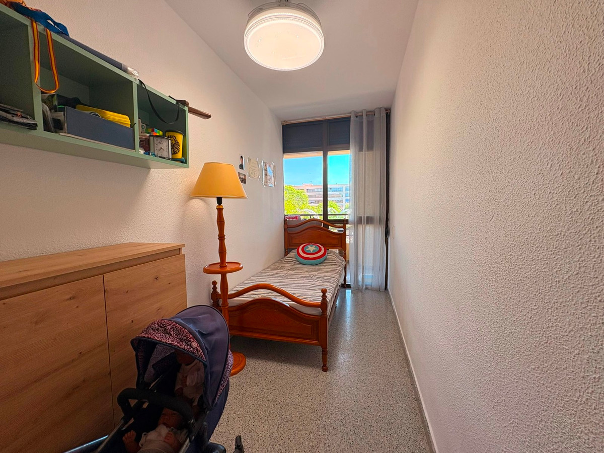 3 Bed Apartment for sale in Guardamar Del Segura Costa Blanca, Alicante, Spain