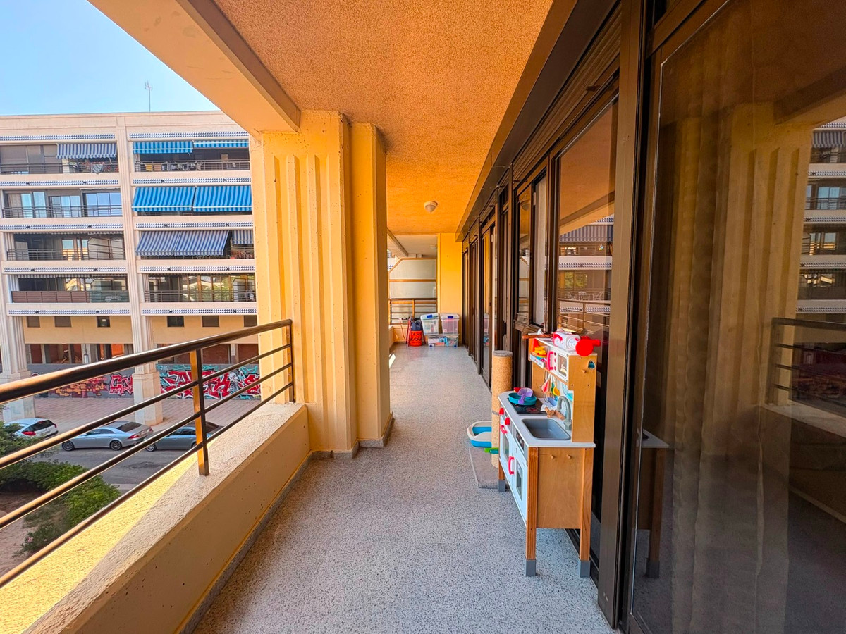 3 Bed Apartment for sale in Guardamar Del Segura Costa Blanca, Alicante, Spain