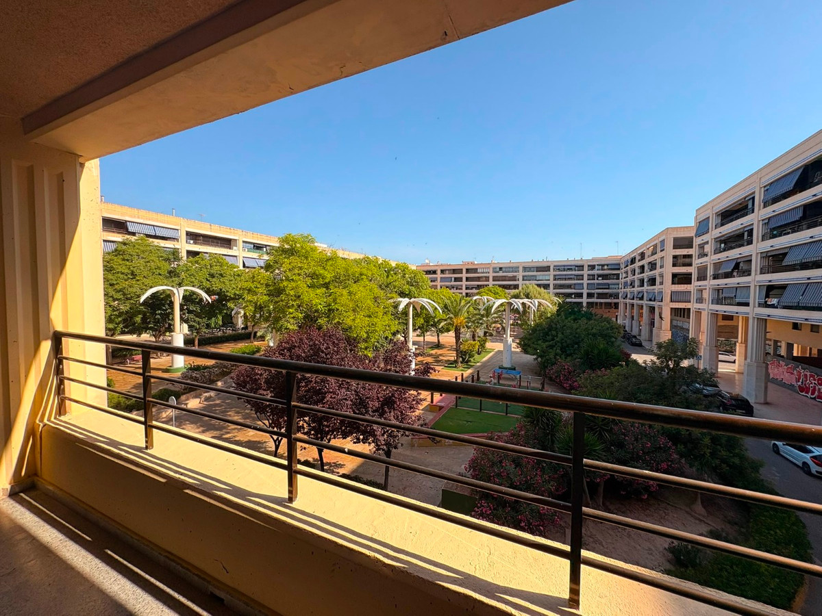 3 Bed Apartment for sale in Guardamar Del Segura Costa Blanca, Alicante, Spain