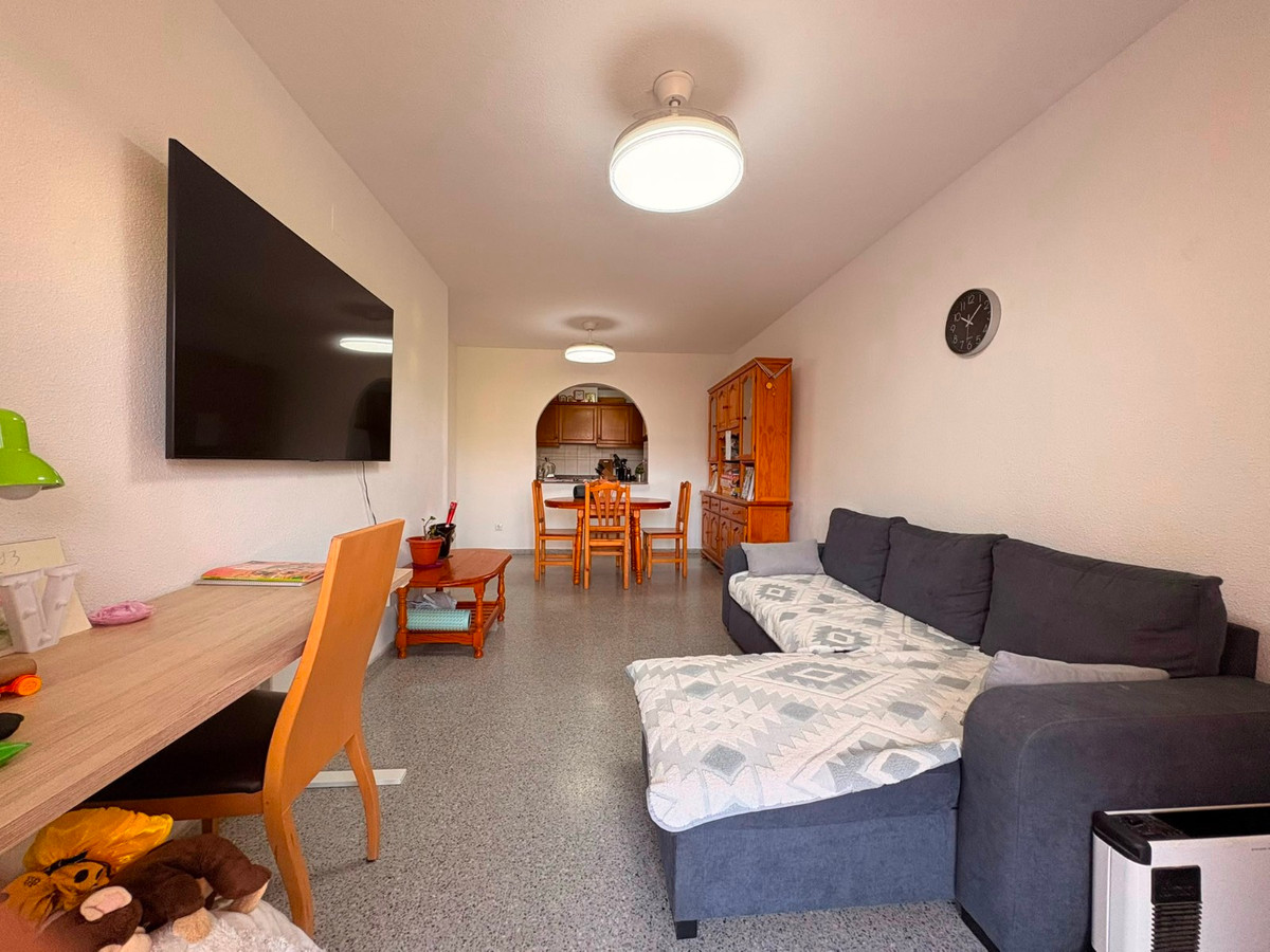 3 Bed Apartment for sale in Guardamar Del Segura Costa Blanca, Alicante, Spain