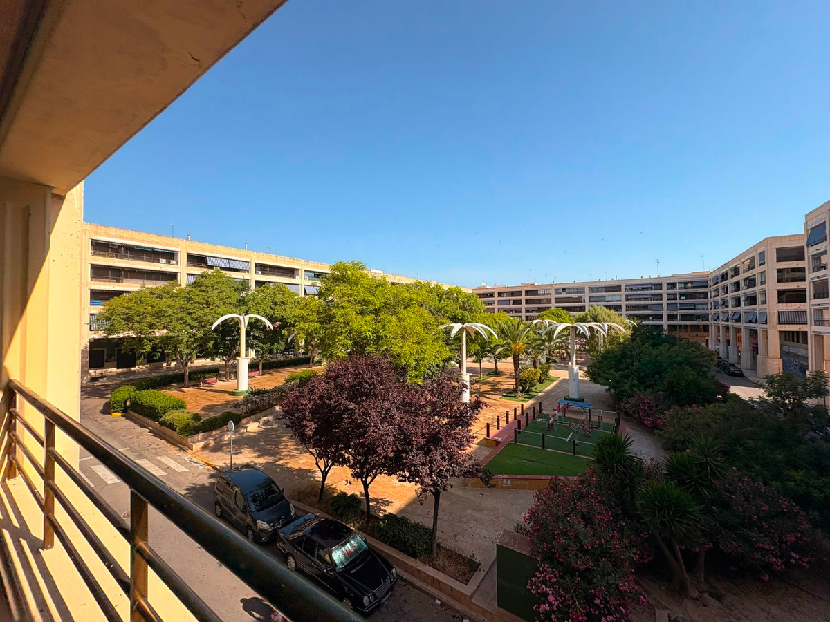 3 Bed Apartment for sale in Guardamar Del Segura Costa Blanca, Alicante, Spain