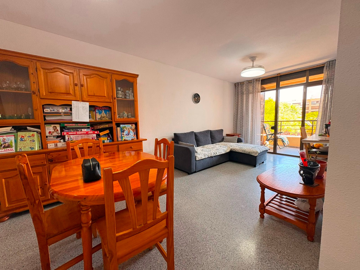 3 Bed Apartment for sale in Guardamar Del Segura Costa Blanca, Alicante, Spain