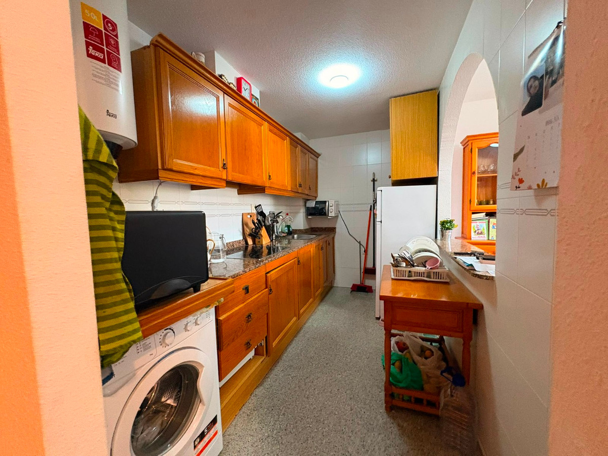 3 Bed Apartment for sale in Guardamar Del Segura Costa Blanca, Alicante, Spain