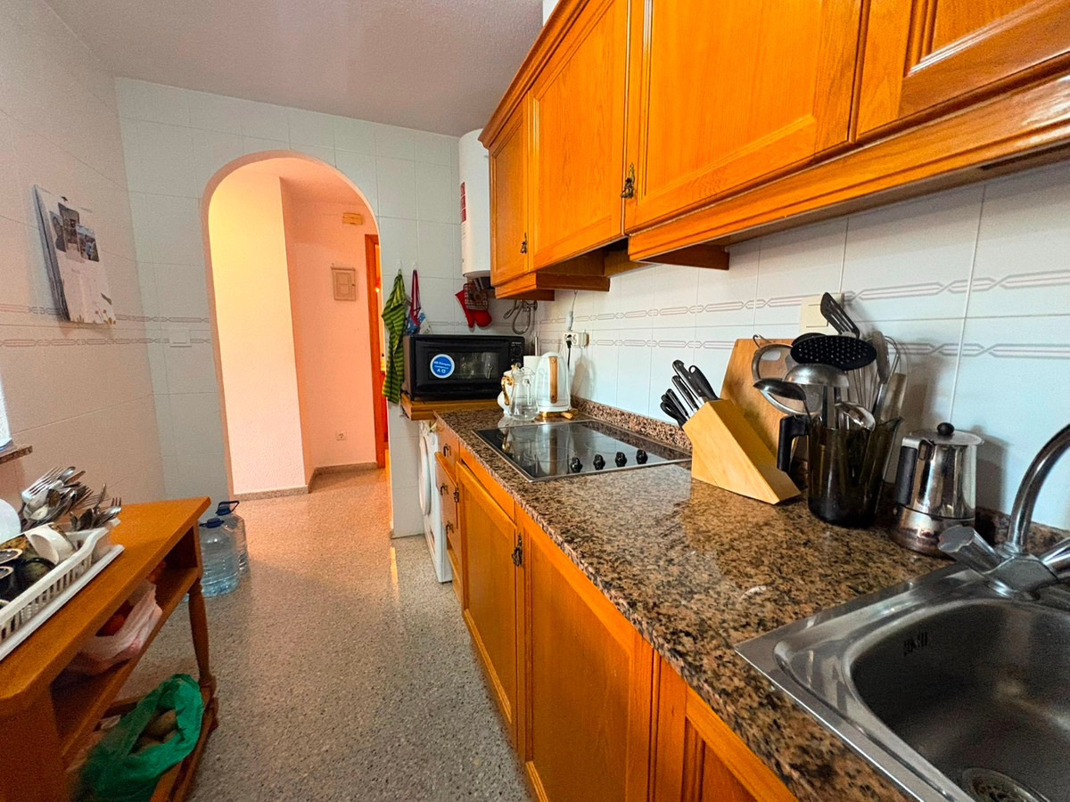 3 Bed Apartment for sale in Guardamar Del Segura Costa Blanca, Alicante, Spain