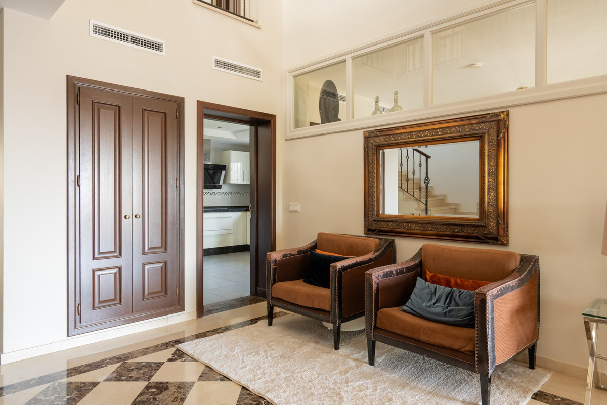 4 Bed Townhouse for sale in El Rosario Costa Del Sol, Málaga, Spain