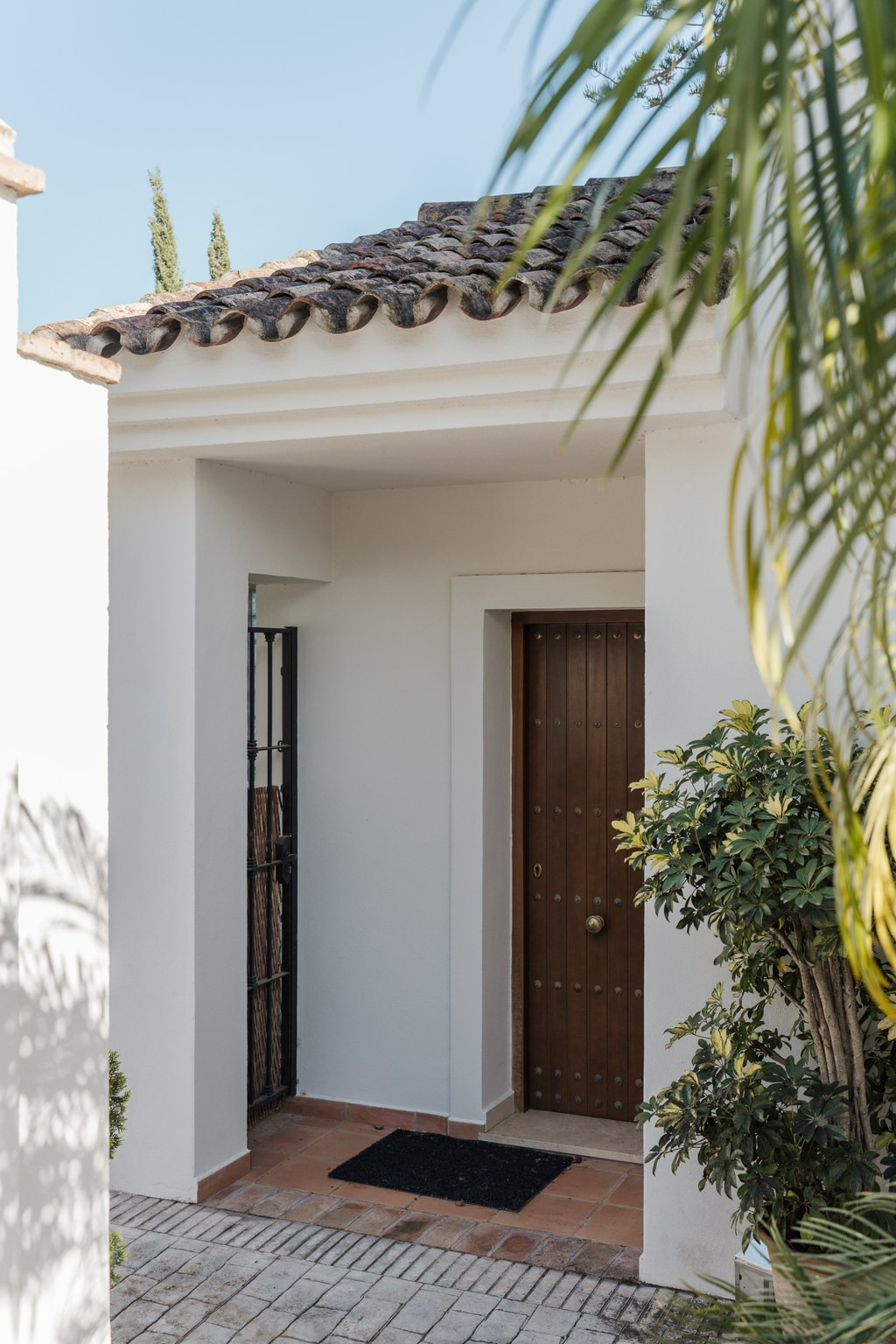 4 Bed Townhouse for sale in El Rosario Costa Del Sol, Málaga, Spain